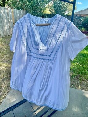 Crown & Ivy XL White and Blue Striped Yoke Cotton Peasant Tunic — Womens